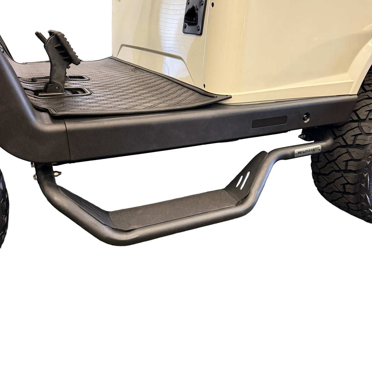 MadJax XSeries X4 2023+ Recon Step Bar with Brackets